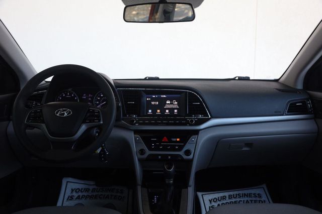 2017 Hyundai Elantra SE - 23079124 - 27