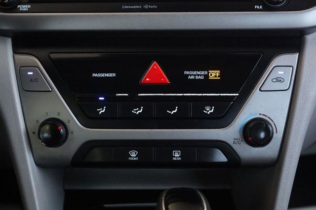 2017 Hyundai Elantra SE - 23079124 - 37