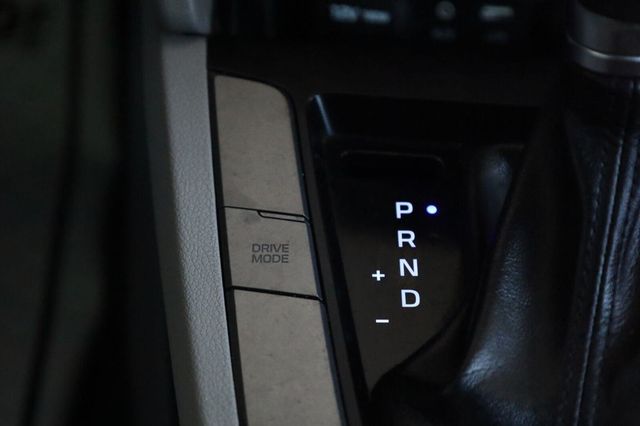 2017 Hyundai Elantra SE - 23079124 - 41
