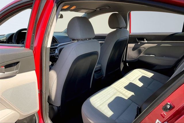 2017 Hyundai Elantra SE - 22842149 - 15