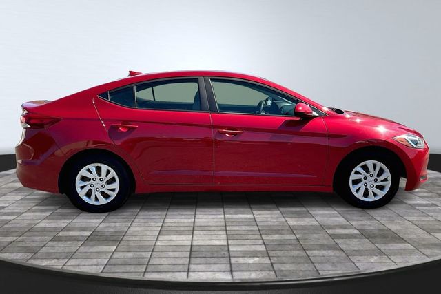 2017 Hyundai Elantra SE - 22842149 - 6