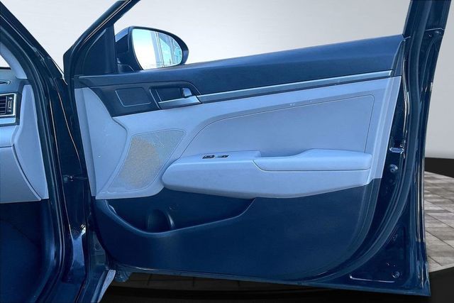 2017 Hyundai Elantra SE - 22969429 - 15