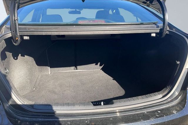 2017 Hyundai Elantra SE - 22969429 - 33