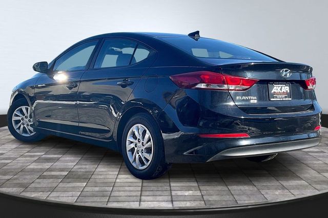 2017 Hyundai Elantra SE - 22969429 - 6