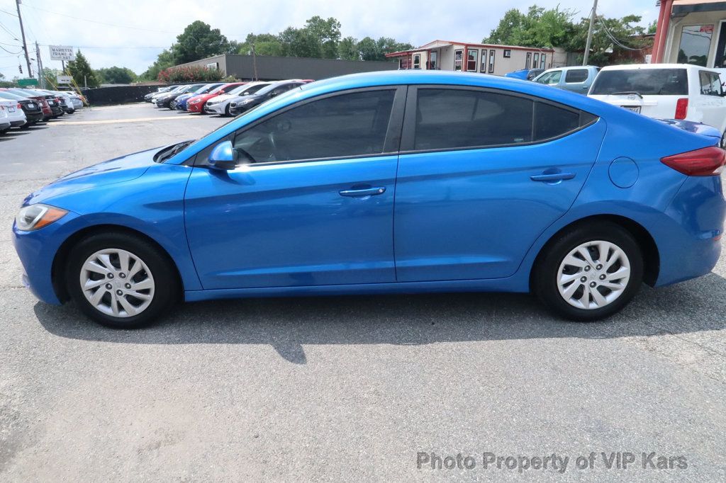 2017 Hyundai Elantra SE 2.0L Automatic - 22523465 - 3