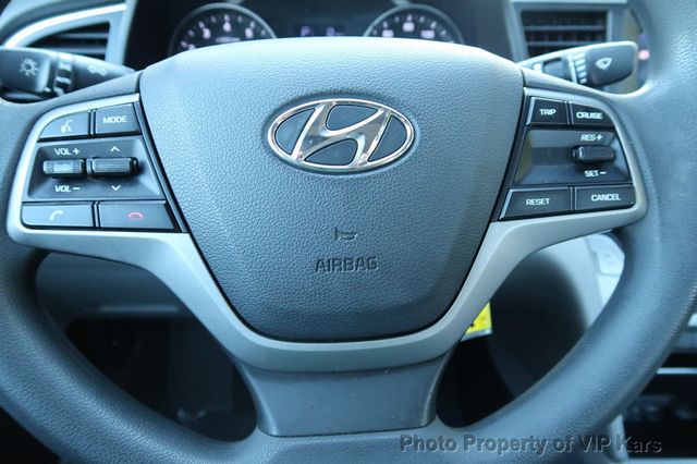 2017 Hyundai Elantra SE 2.0L Automatic - 22697929 - 20