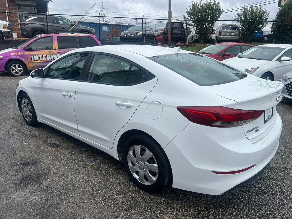2017 Hyundai Elantra SE 2.0L Automatic - 22897109 - 5