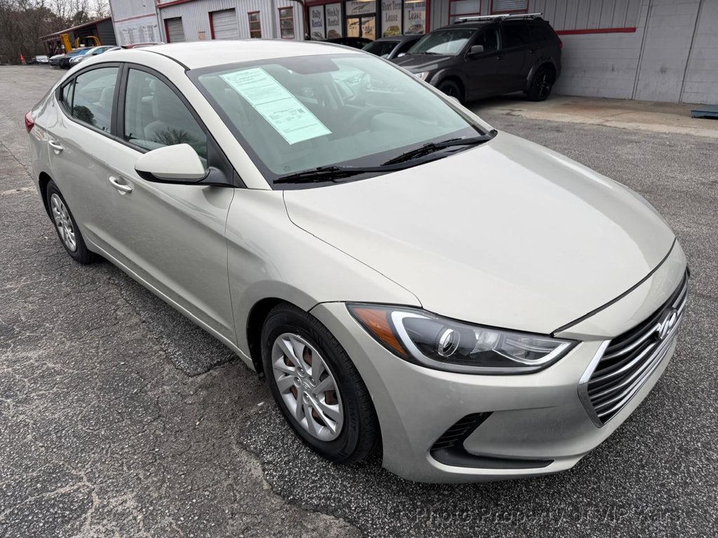 2017 Hyundai Elantra SE 2.0L Automatic - 22974279 - 2