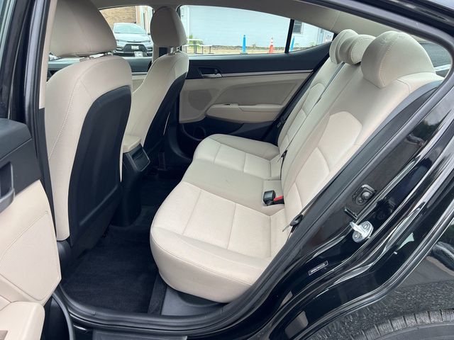 2017 Hyundai Elantra SE 2.0L Automatic - 23068034 - 9