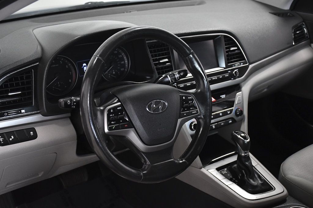 2017 Hyundai Elantra SE 2.0L Automatic - 23073593 - 6