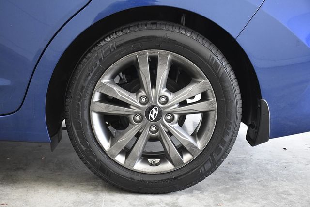 2017 Hyundai Elantra SE 2.0L Automatic - 23073593 - 8
