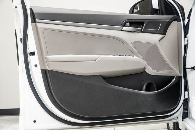 2017 Hyundai Elantra SE 2.0L Automatic - 22912945 - 22