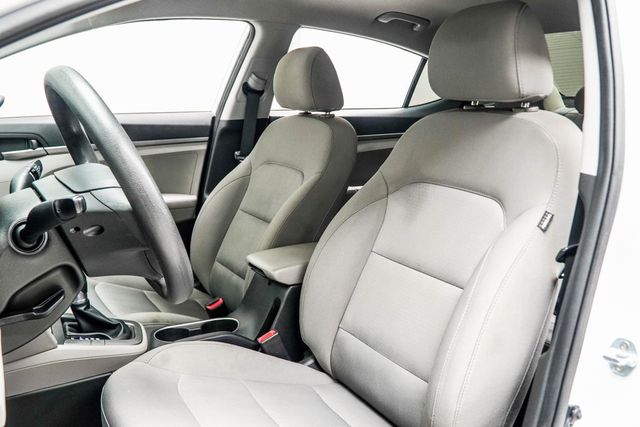 2017 Hyundai Elantra SE 2.0L Automatic - 22912945 - 24