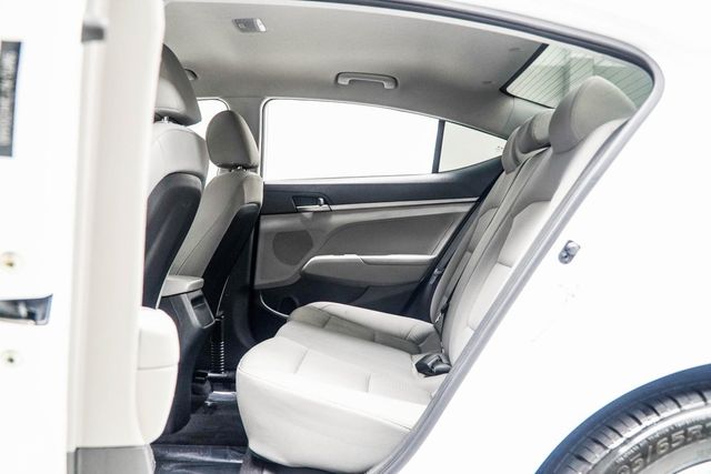 2017 Hyundai Elantra SE 2.0L Automatic - 22912945 - 26