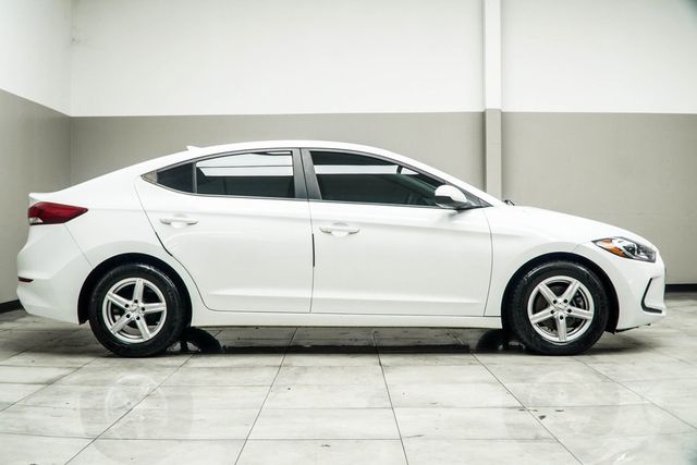 2017 Hyundai Elantra SE 2.0L Automatic - 22912945 - 5