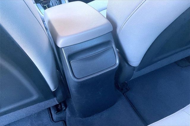 2017 Hyundai Elantra SE 2.0L Automatic - 22969429 - 32