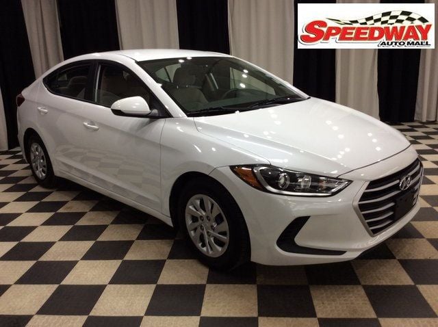 2017 Hyundai Elantra SE 2.0L Automatic - 21927793 - 0