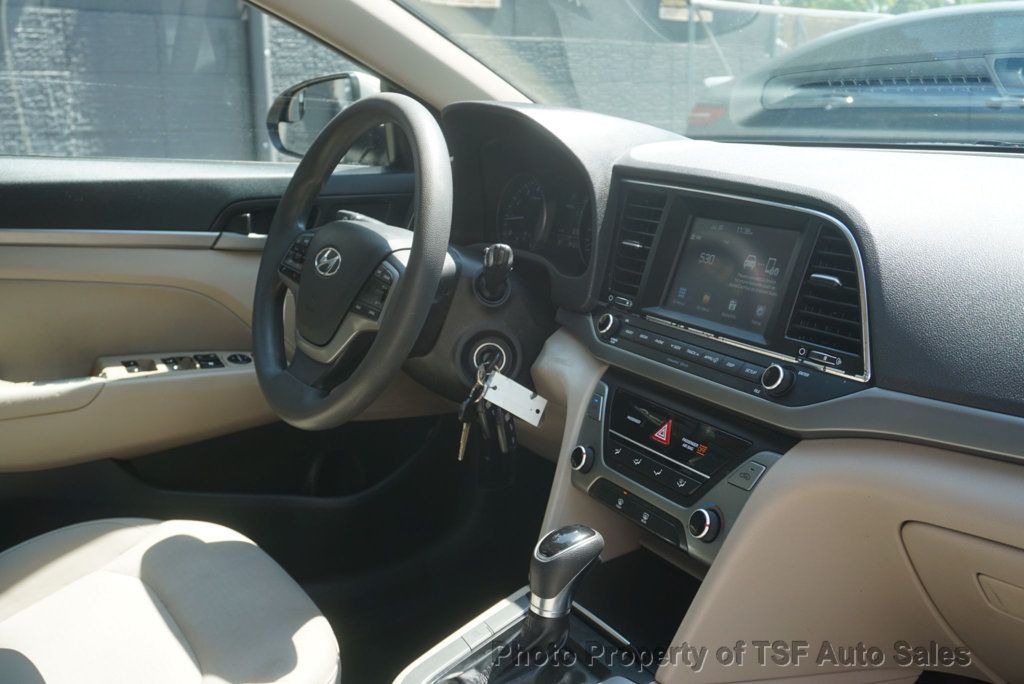 2017 Hyundai Elantra SE 2.0L Automatic - 23057507 - 14