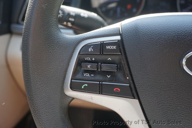 2017 Hyundai Elantra SE 2.0L Automatic - 23057507 - 21