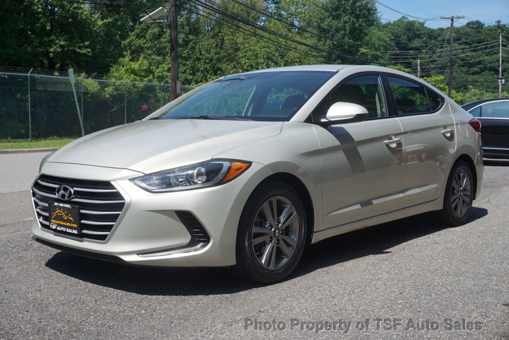 2017 Hyundai Elantra SE 2.0L Automatic - 23057507 - 2