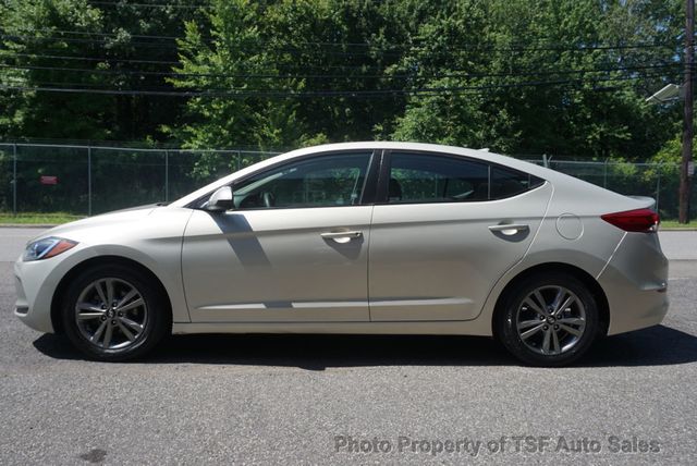 2017 Hyundai Elantra SE 2.0L Automatic - 23057507 - 3
