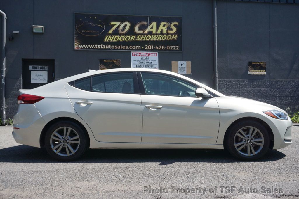 2017 Hyundai Elantra SE 2.0L Automatic - 23057507 - 7