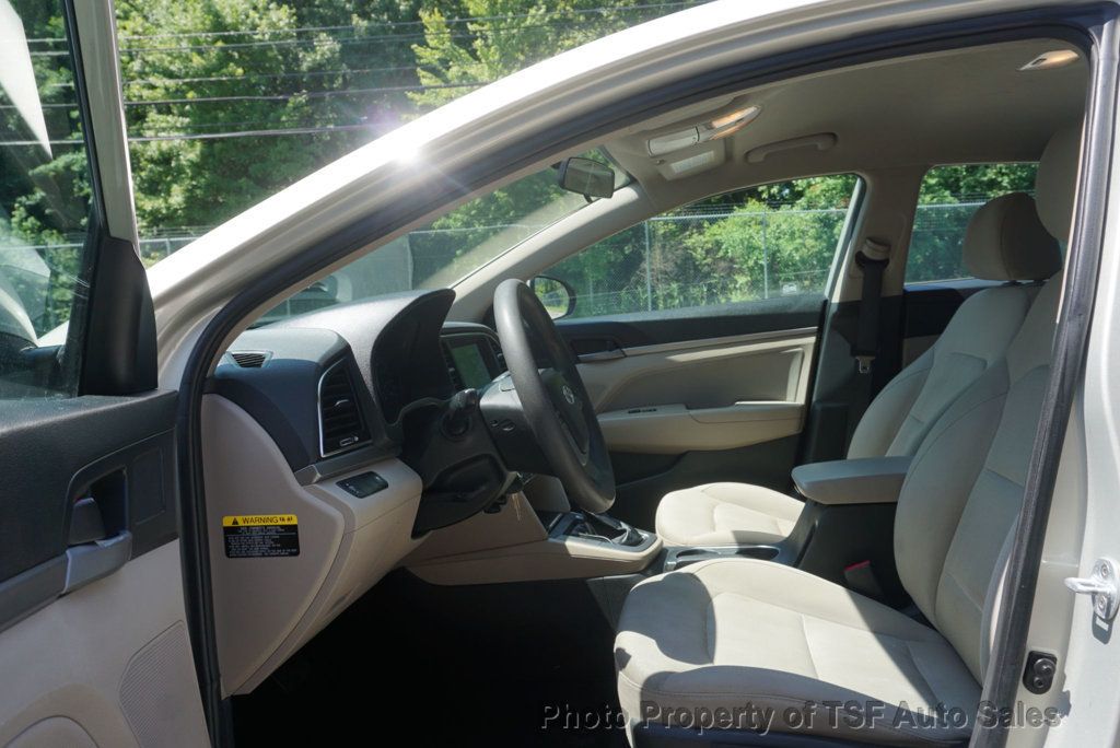 2017 Hyundai Elantra SE 2.0L Automatic - 23057507 - 8