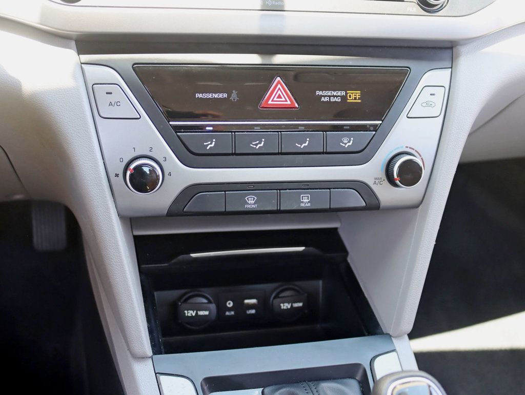 2017 Hyundai Elantra SE 2.0L Automatic *Ltd Avail* - 23043113 - 16