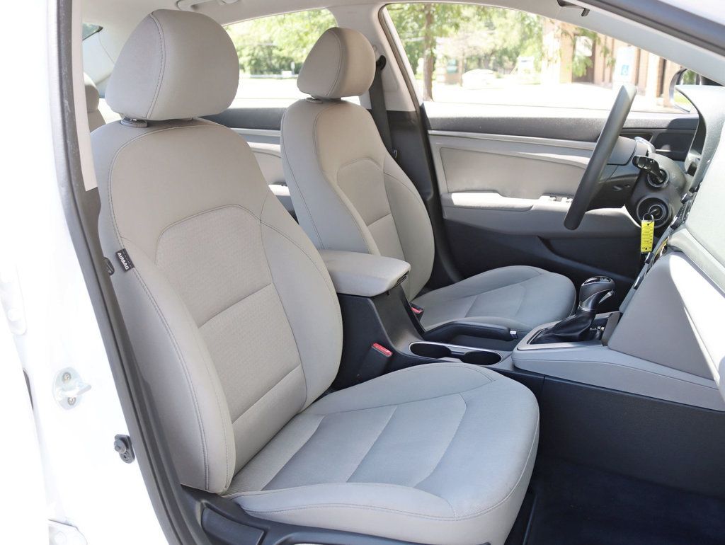 2017 Hyundai Elantra SE 2.0L Automatic *Ltd Avail* - 23043113 - 19