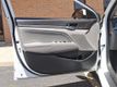 2017 Hyundai Elantra SE 2.0L Automatic *Ltd Avail* - 23043113 - 22