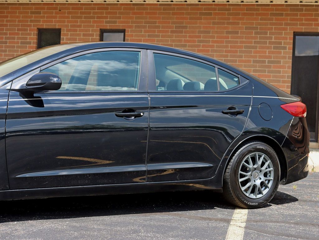 2017 Hyundai Elantra SE 2.0L Automatic *Ltd Avail* - 23062110 - 1