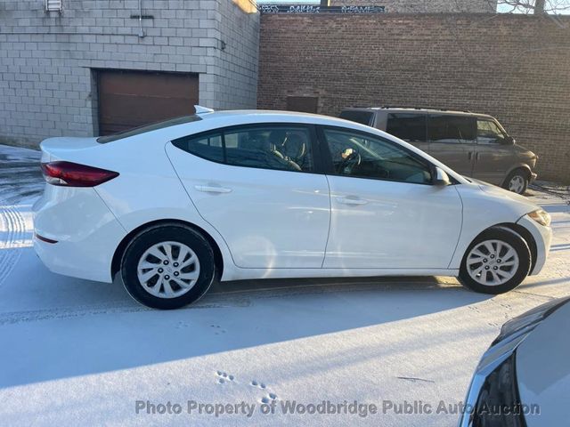 2017 Hyundai Elantra SE Base - 22751712 - 13