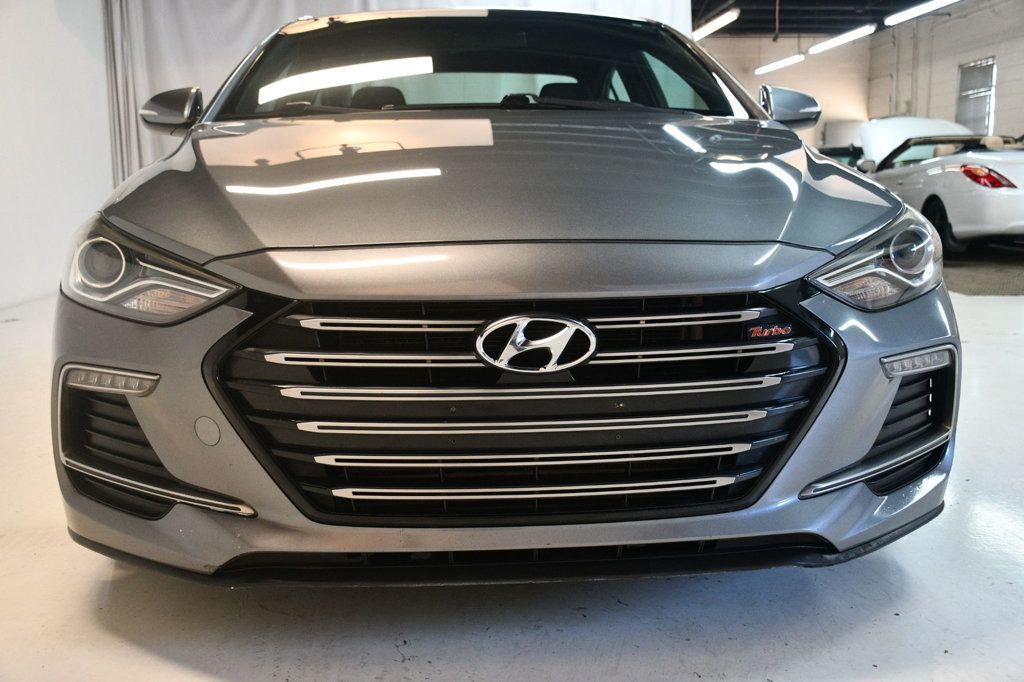 2017 Hyundai Elantra Sport photo 12