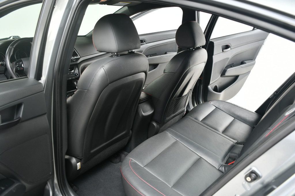 2017 Hyundai Elantra Sport photo 30
