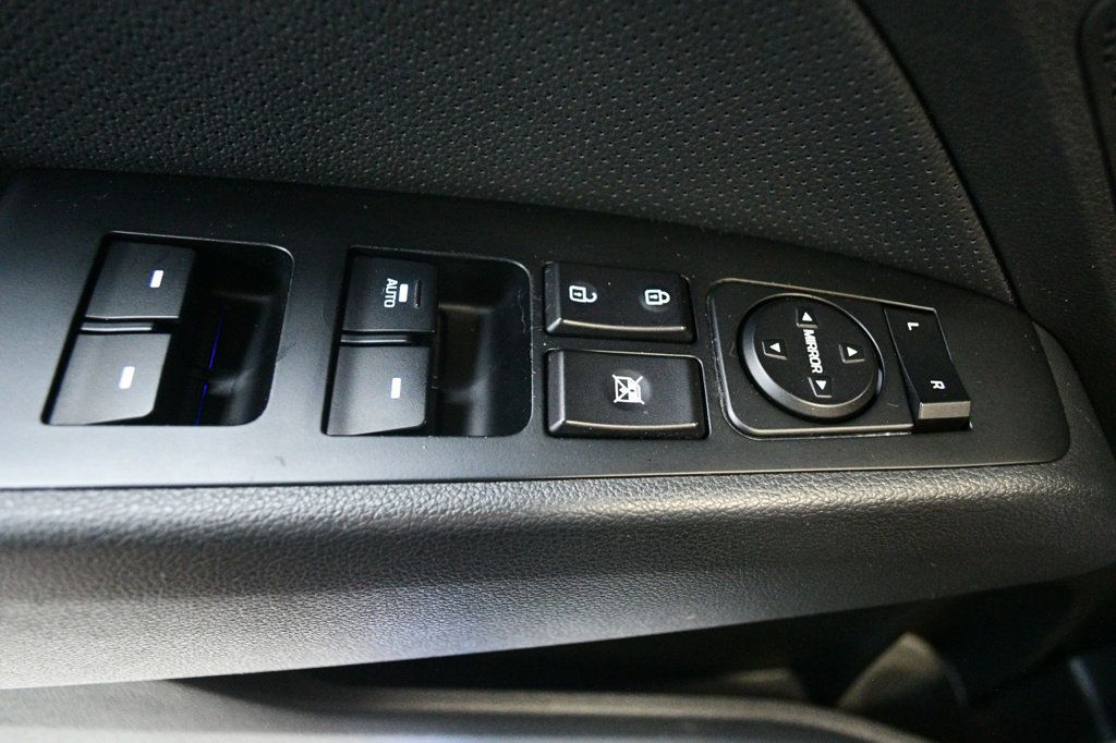 2017 Hyundai Elantra Sport photo 61