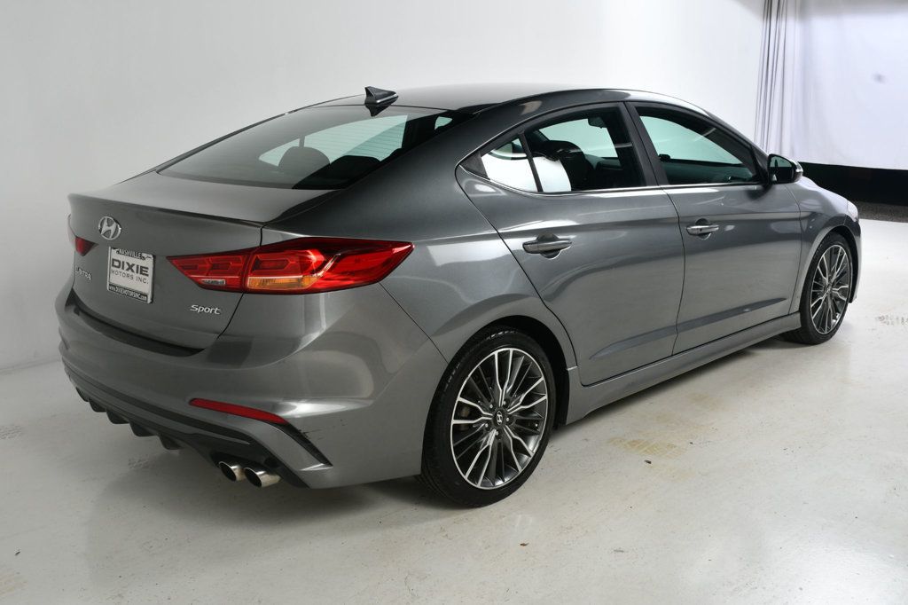 2017 Hyundai Elantra Sport photo 8