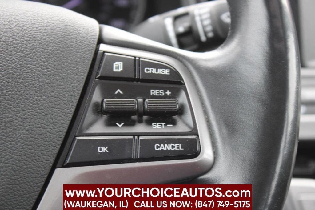 2017 Hyundai Elantra Value Edition 2.0L Automatic - 22871823 - 24