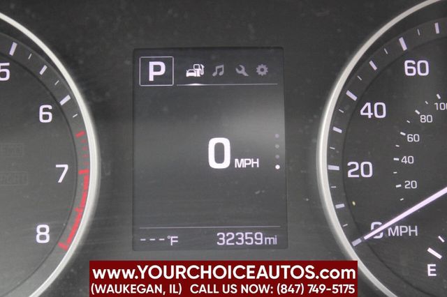 2017 Hyundai Elantra Value Edition 2.0L Automatic - 22871823 - 27