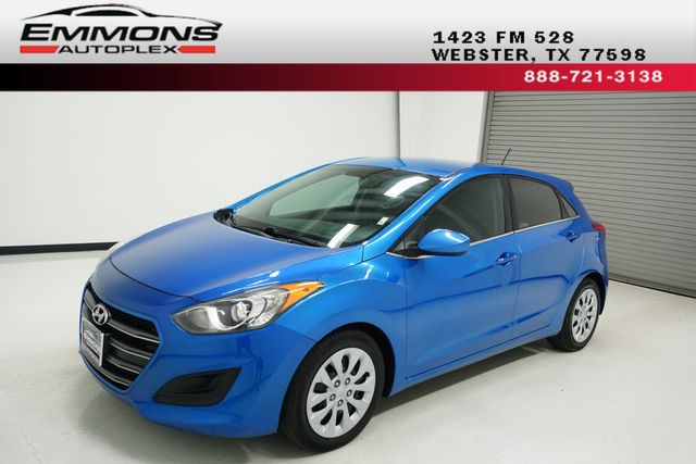 2017 Hyundai Elantra GT  - 22947547 - 0