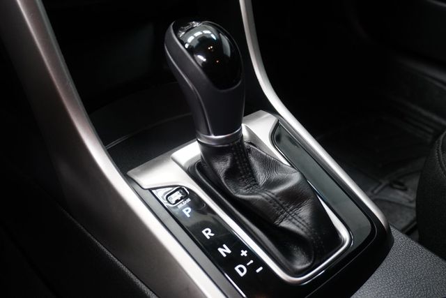 2017 Hyundai Elantra GT  - 22947547 - 15