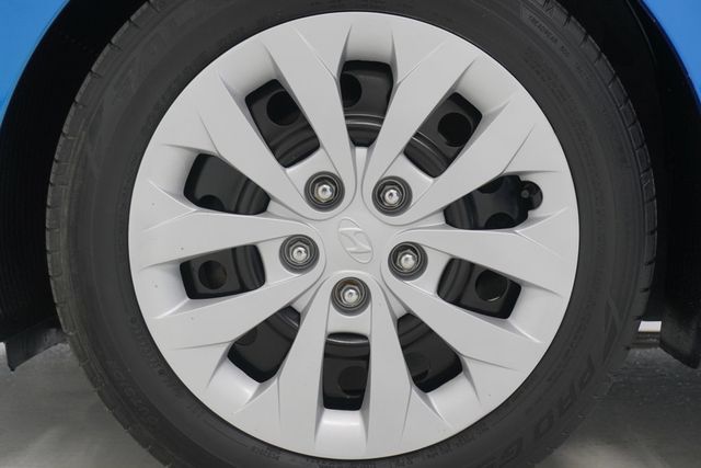 2017 Hyundai Elantra GT  - 22947547 - 19