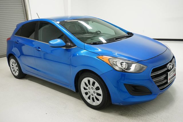 2017 Hyundai Elantra GT  - 22947547 - 2