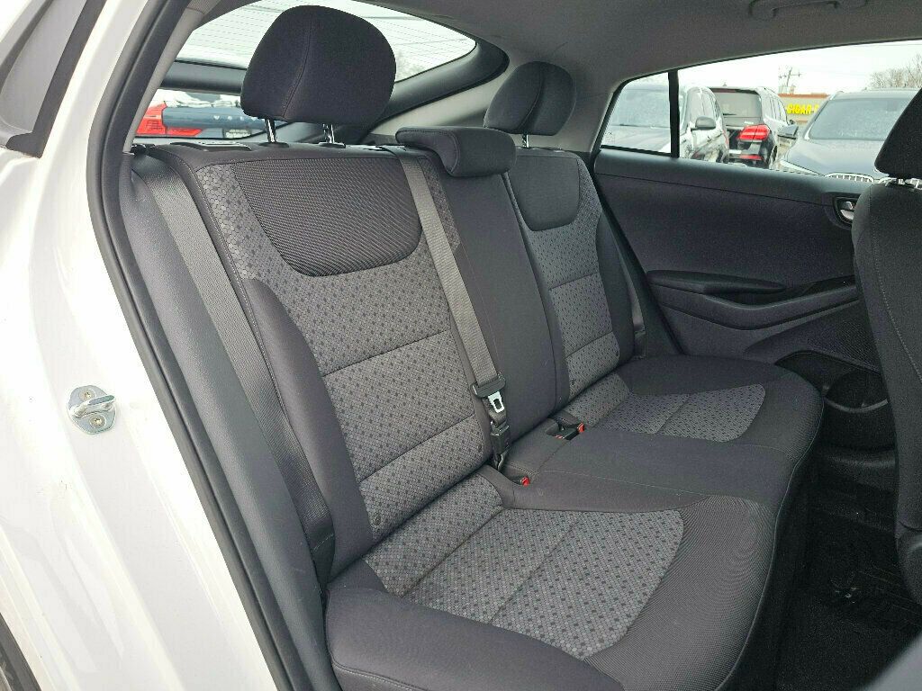 2017 HYUNDAI IONIQ - Image 16