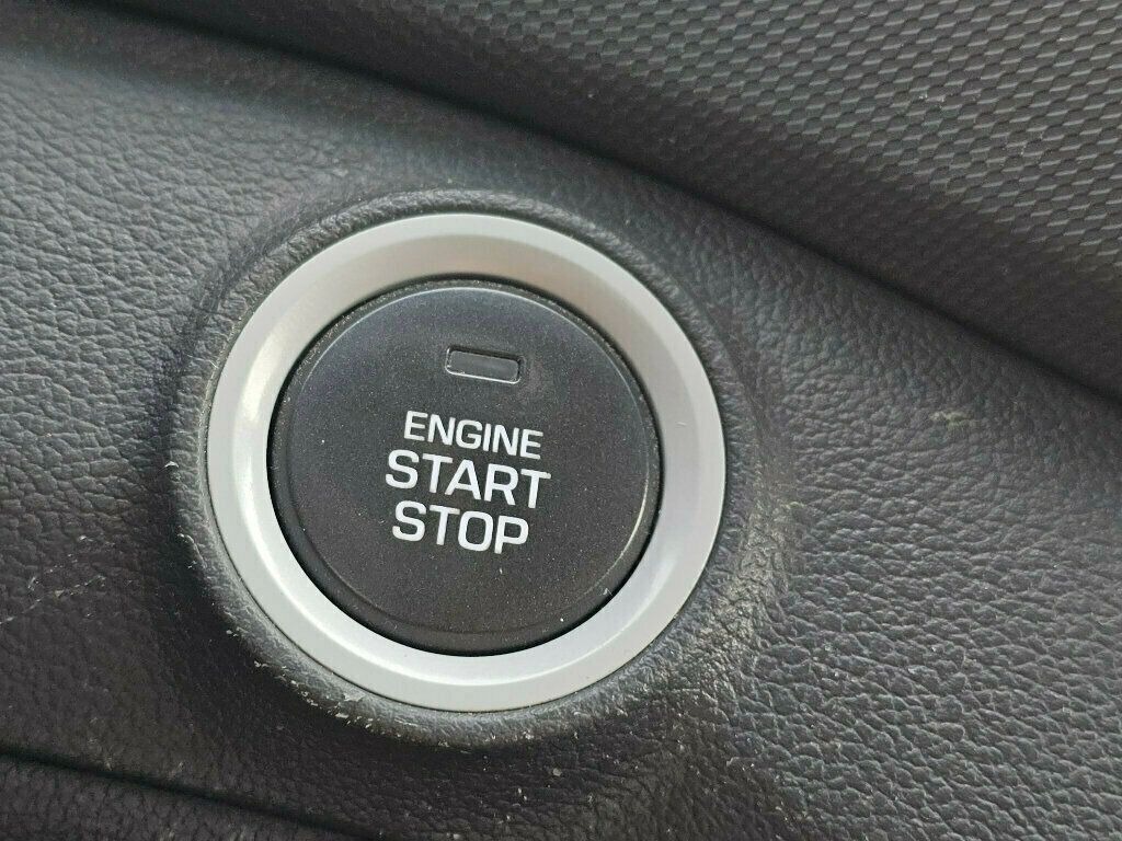 2017 HYUNDAI IONIQ - Image 23