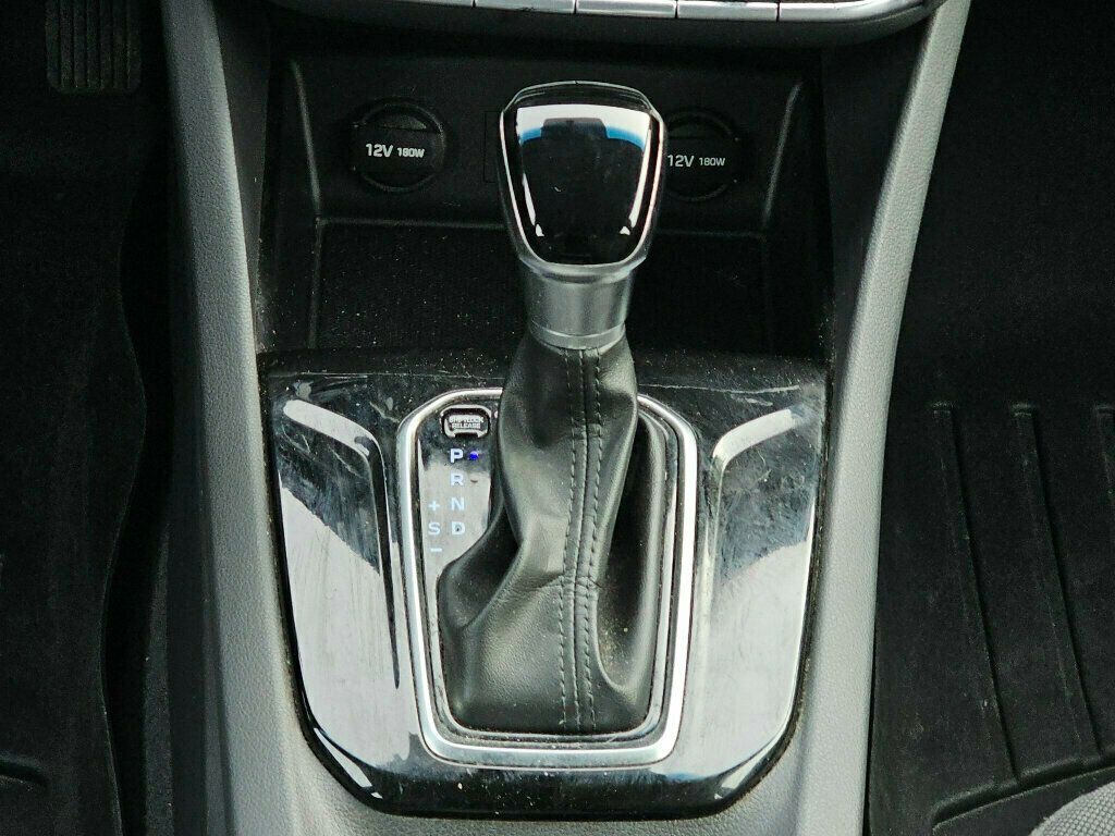 2017 HYUNDAI IONIQ - Image 25