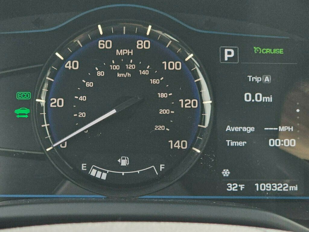 2017 HYUNDAI IONIQ - Image 30