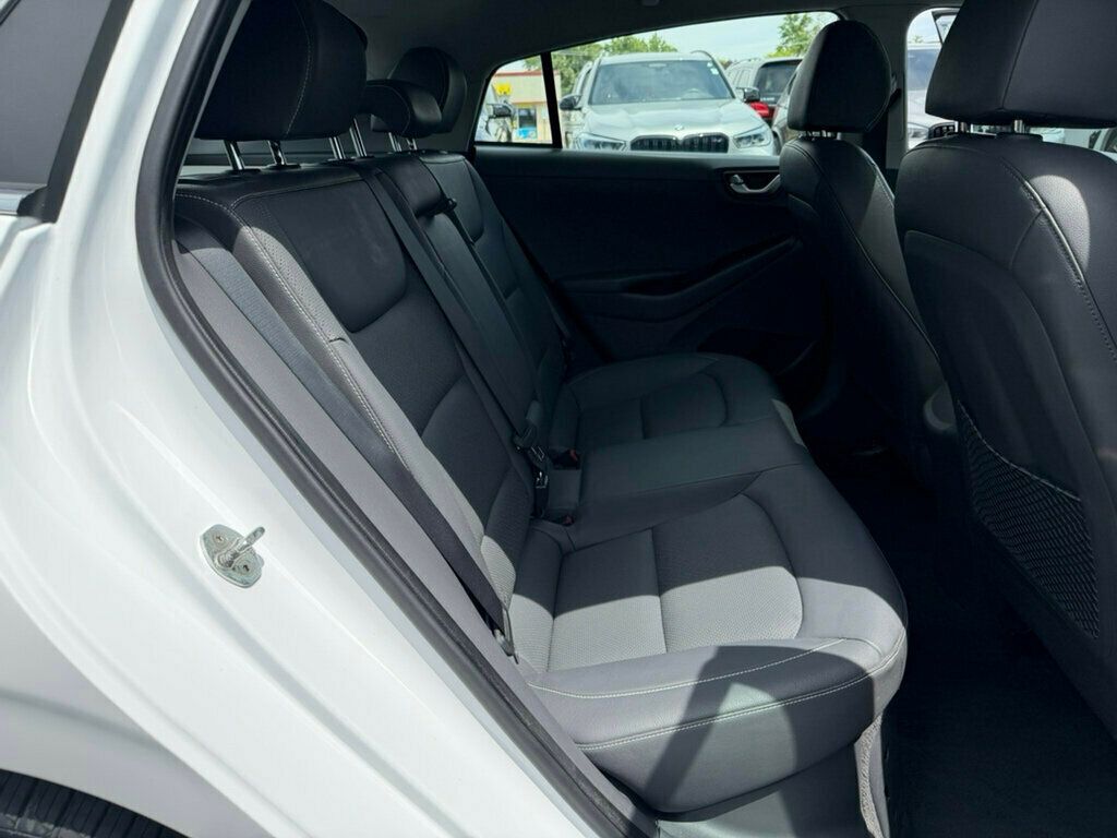 2017 Hyundai Ioniq Hybrid Limited Hatchback - 23028508 - 19