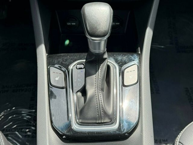 2017 Hyundai Ioniq Hybrid Limited Hatchback - 23028508 - 25