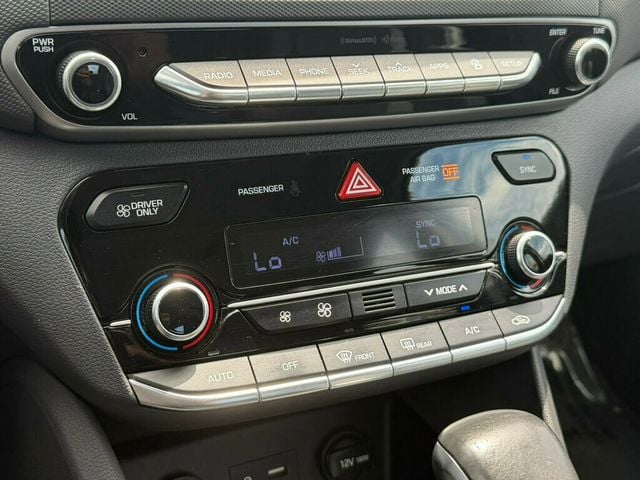 2017 Hyundai Ioniq Hybrid Limited Hatchback - 23028508 - 27