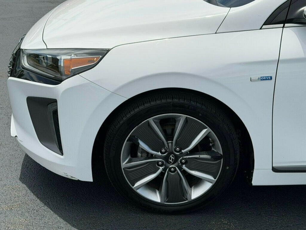 2017 Hyundai Ioniq Hybrid Limited Hatchback - 23028508 - 39